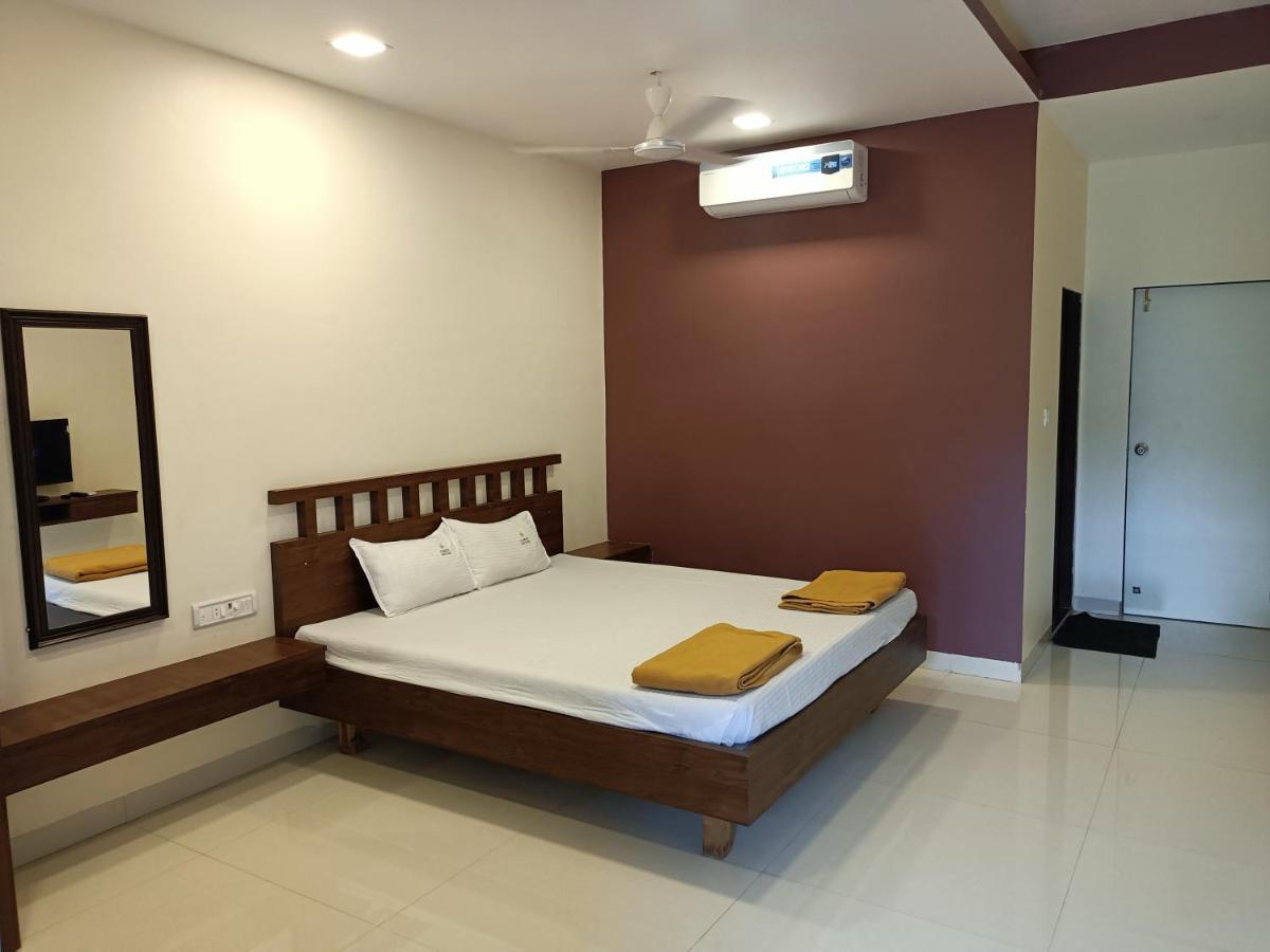 O'Nest Countryside Hotel Surai Bagian luar foto