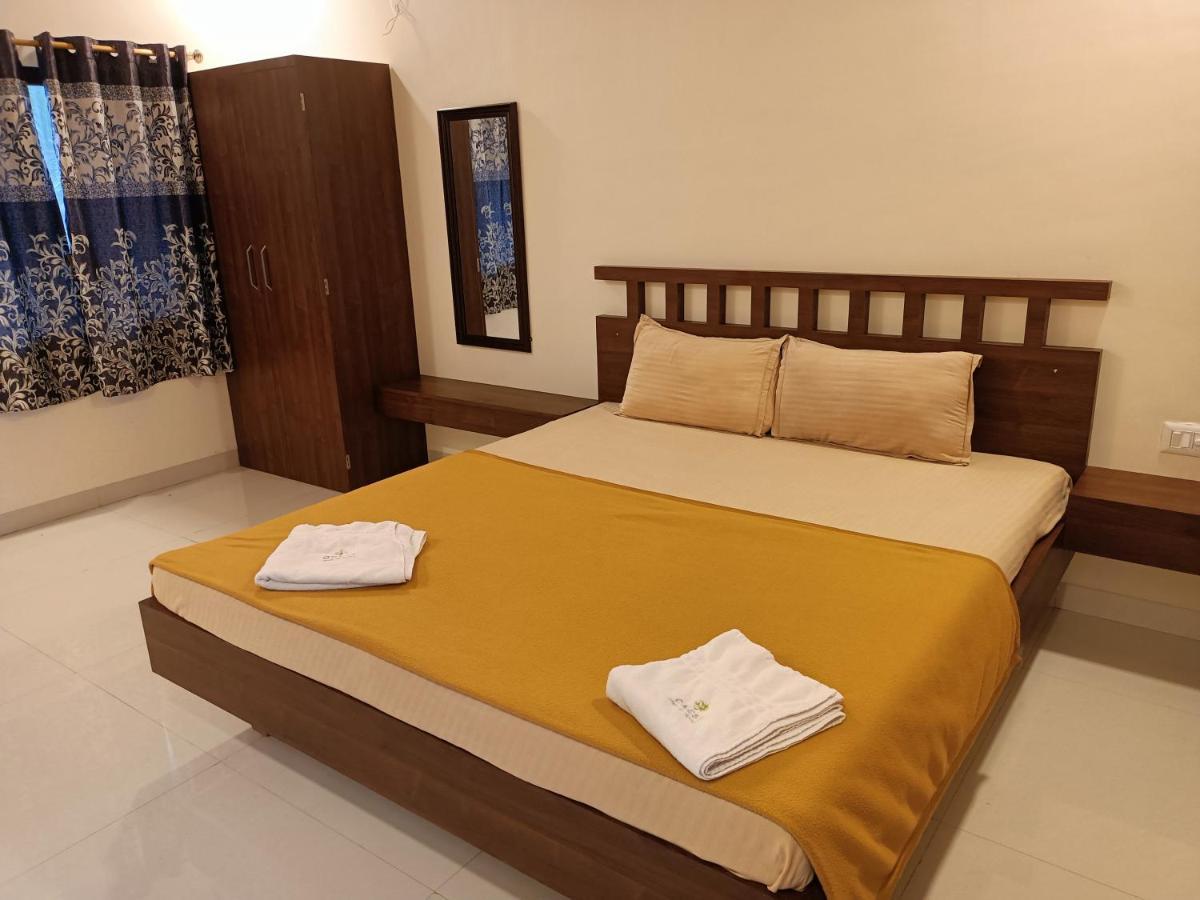 O'Nest Countryside Hotel Surai Bagian luar foto