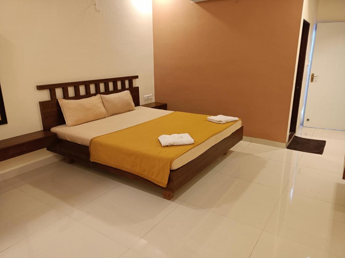 O'Nest Countryside Hotel Surai Bagian luar foto