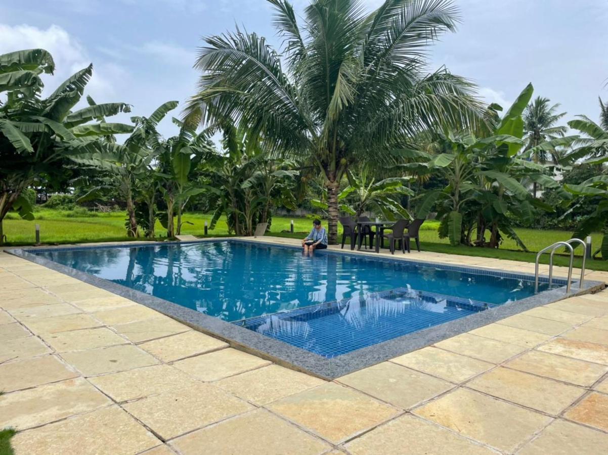 O'Nest Countryside Hotel Surai Bagian luar foto